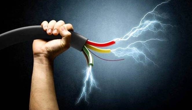Policeman Electrocuted To Death, Another Injured In Pulwama